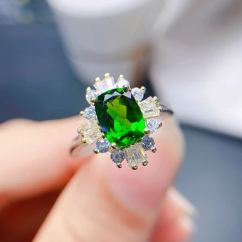 Кольцо с натуральным диопсидом, серебро 925 пробы, кристально чистое, темно-зеленое, роскошный стиль,