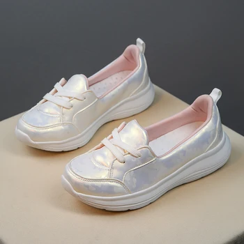 Размер 35-42 Женская легкая обувь для ходьбы Без застежки Мягкие студенческие кроссовки для танцев Удобная Повседневная кожаная обувь для мамы